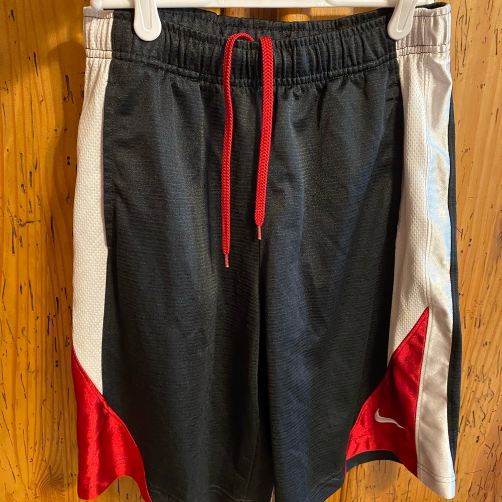 Nike shorts boys